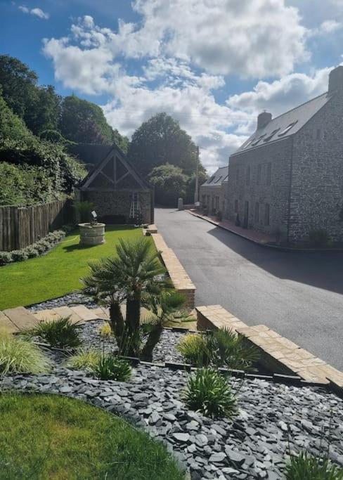 Gite Manoir De Kerlez Briec ภายนอก รูปภาพ